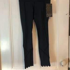 Vie Active Disney leggings